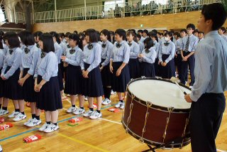 青森県立商業高等学校